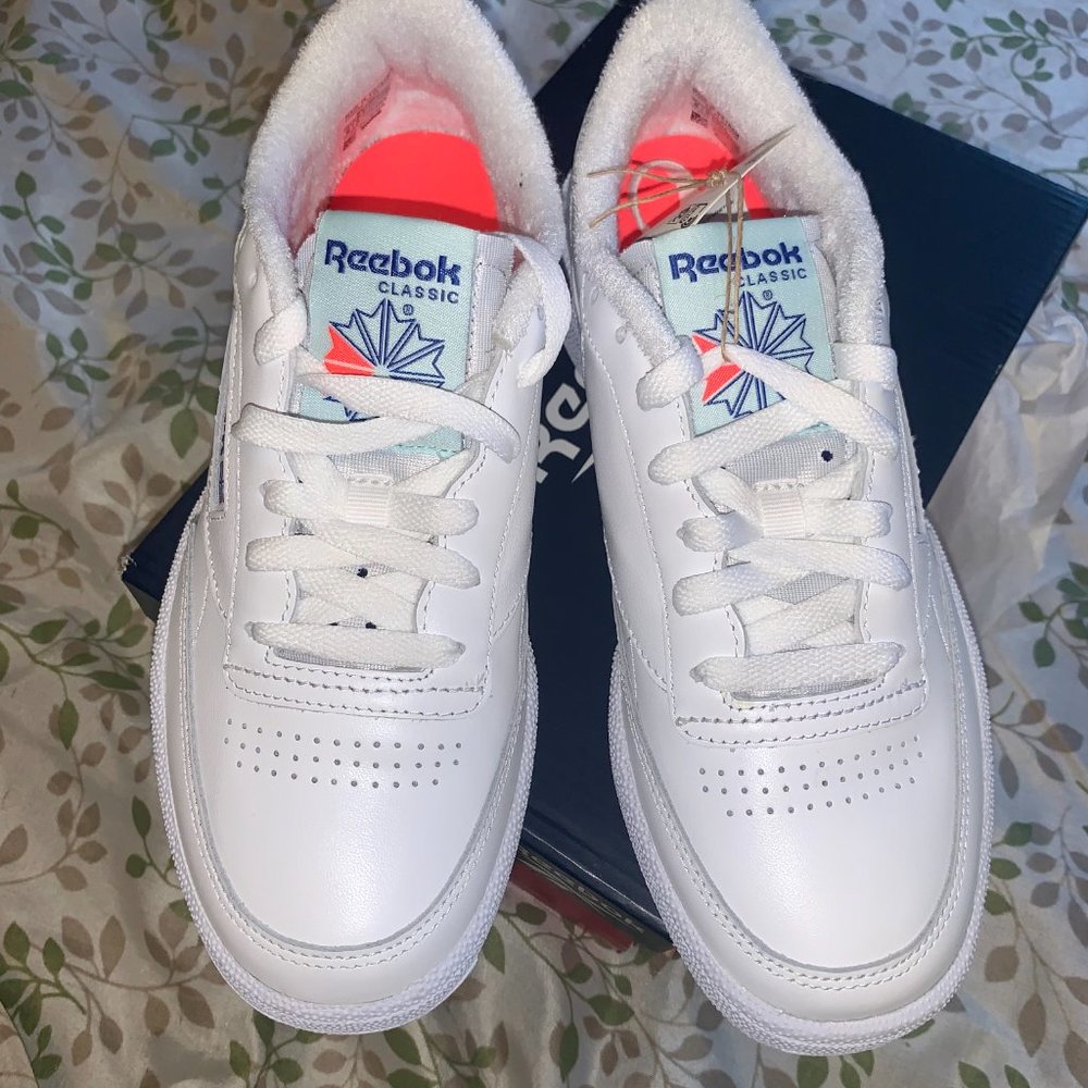 Reebok Club C Sneakers in white and chalk blue sol - Picture 3 of 4
